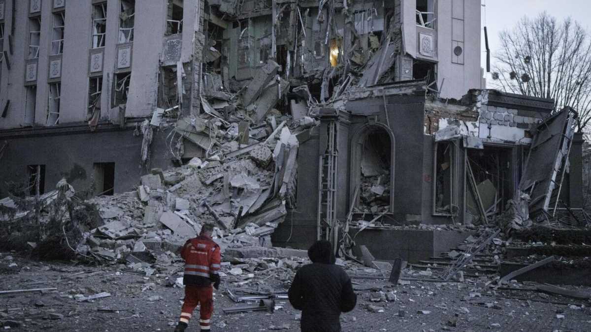 Immagine di La fabbrica delle armi di Putin