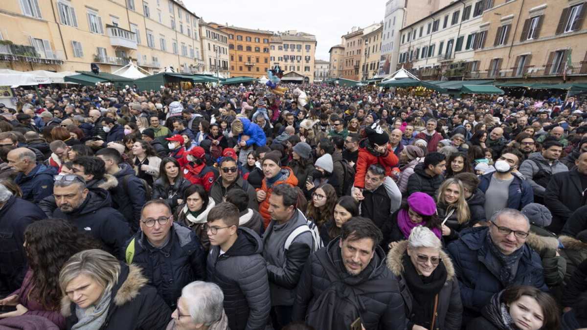 Immagine di A Roma la metro collassa per "troppa affluenza"