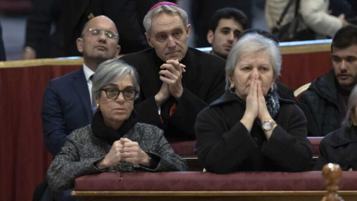 Immagine di Il principe Harry e don Georg, i nuovi mostri (e i libri in uscita)