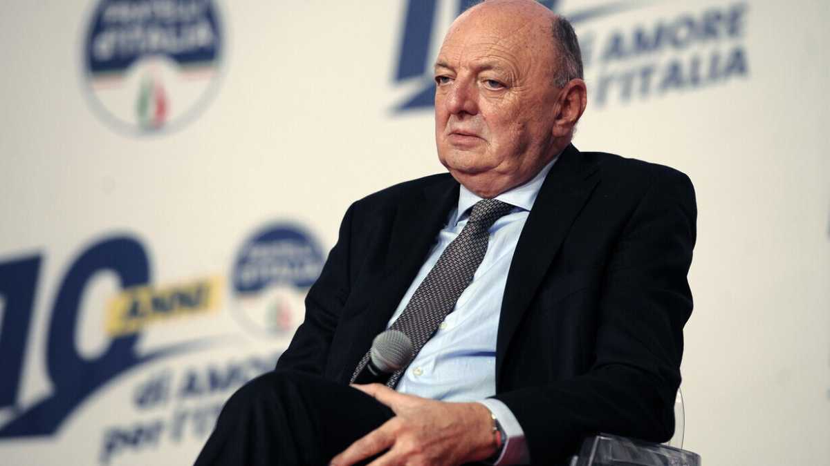 Immagine di La traballante linea del ministro Pichetto Fratin sul caro benzina