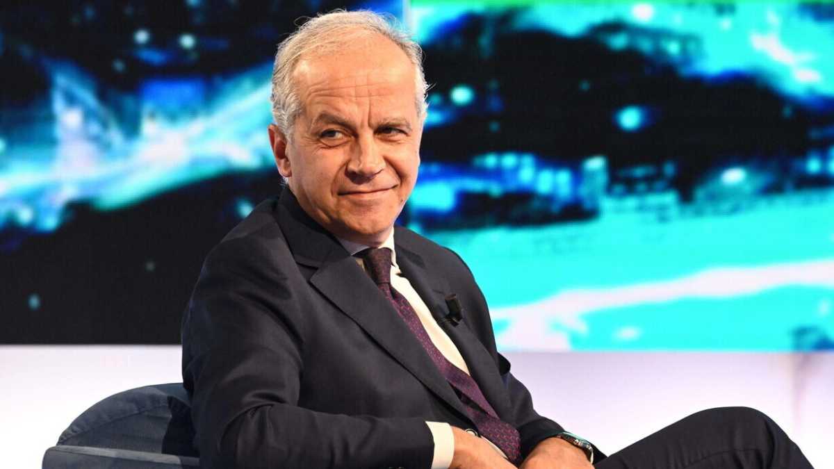Immagine di I numeri sballati di Piantedosi sui migranti