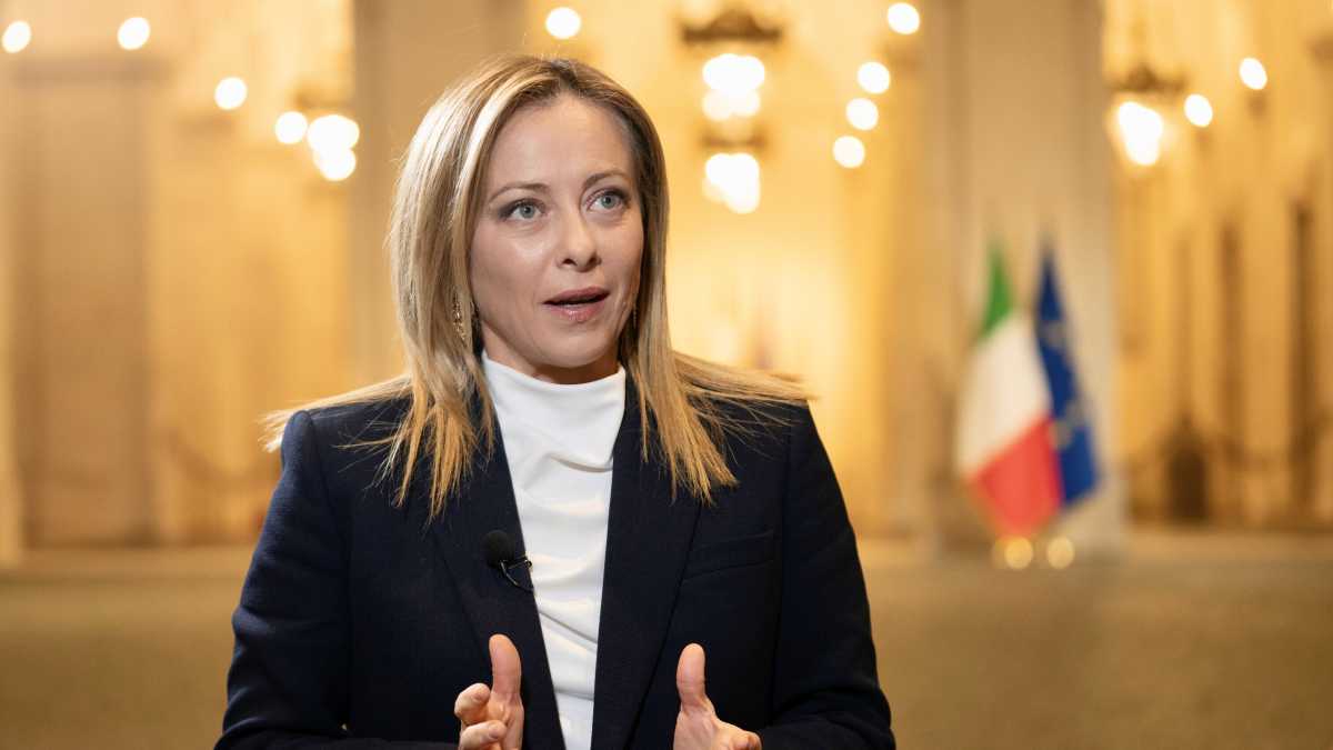 Immagine di Meloni contro la stampa “mistificatrice”. “Nessuna retromarcia”