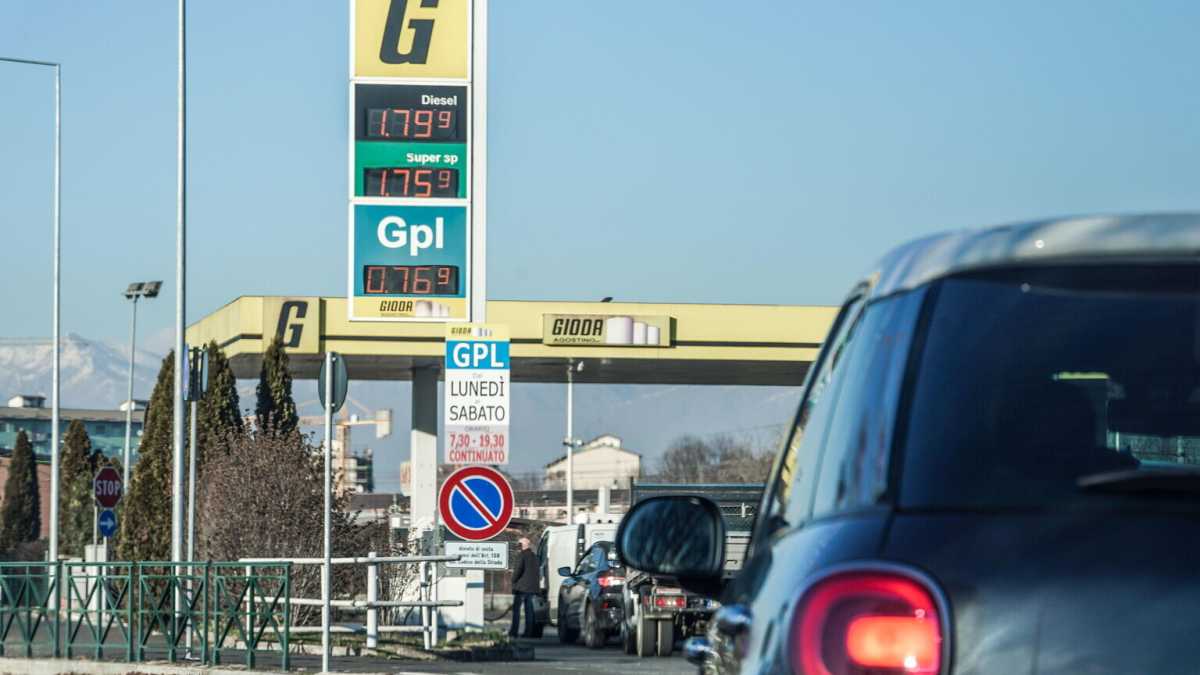 Immagine di La caccia agli “speculatori” sui carburanti, tanto rumore per nulla