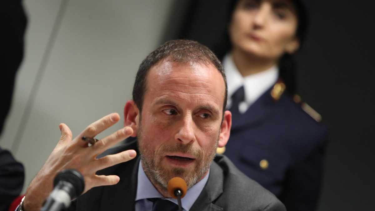 Immagine di Chi è Paolo Guido, il pm scettico sulla Trattativa che ha arrestato l’ultimo boss di Cosa nostra