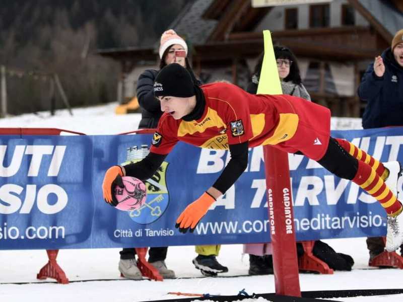 Foto&nbsp;<span style="color: rgb(34, 34, 34); font-size: small;">Snow Rugby Tarvisio</span><div><span style="color: rgb(34, 34, 34); font-size: small;"><br /></span></div>