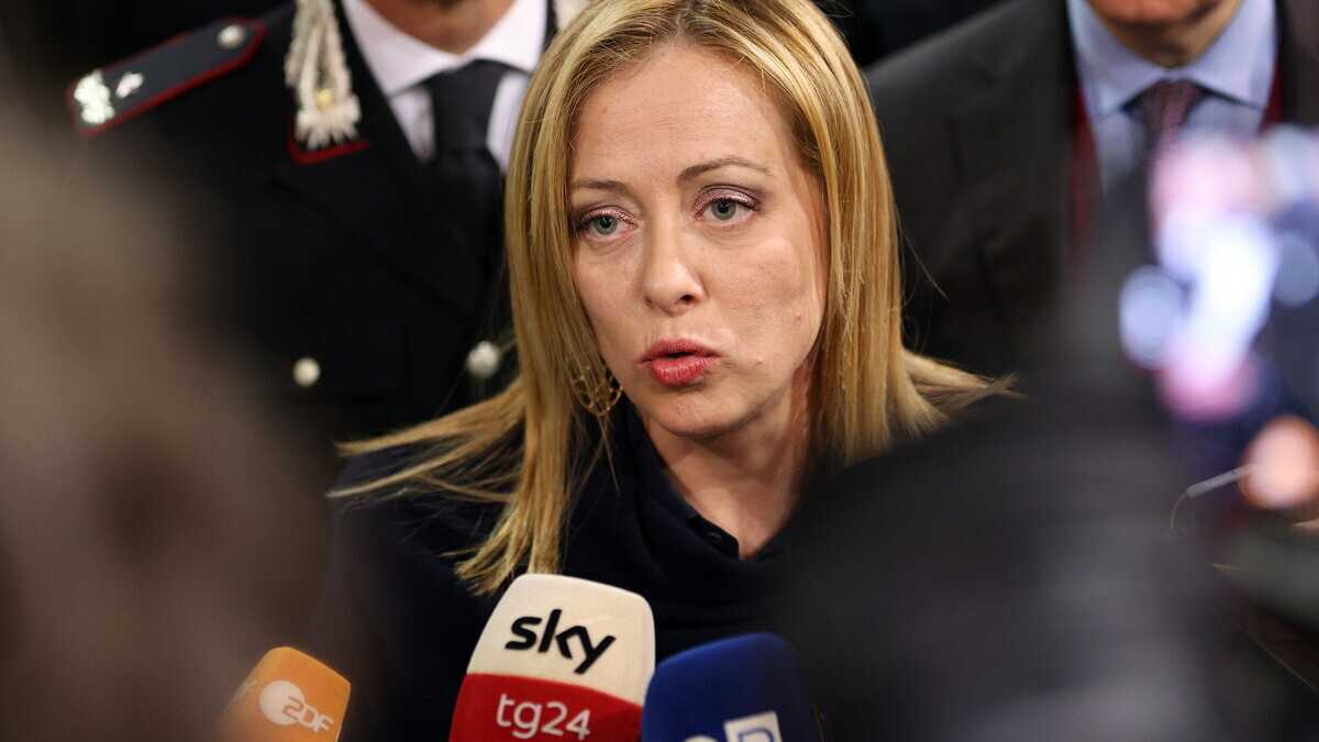 Immagine di Rai Gaza. Conduttori contro direttori, Vigilanza out, l'ad Fuortes si rafforza. Qual è il piano Meloni?