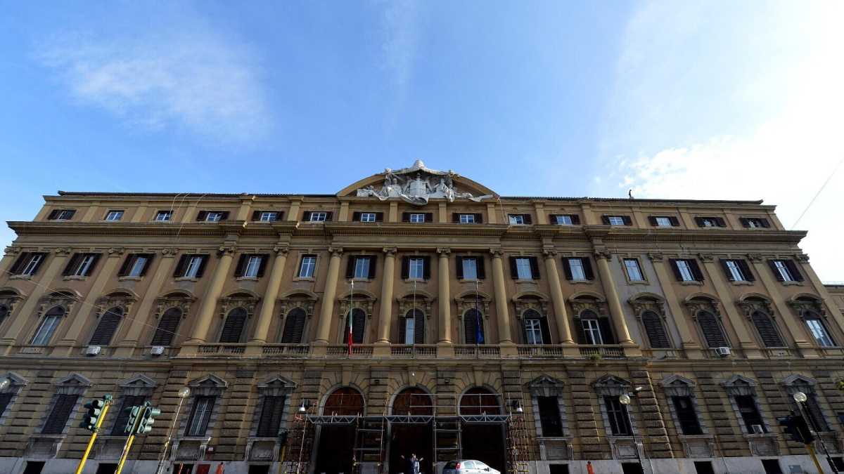 Immagine di Meloni tra Rivera e Turicchi. Chi sono i candidati alla direzione generale del Tesoro