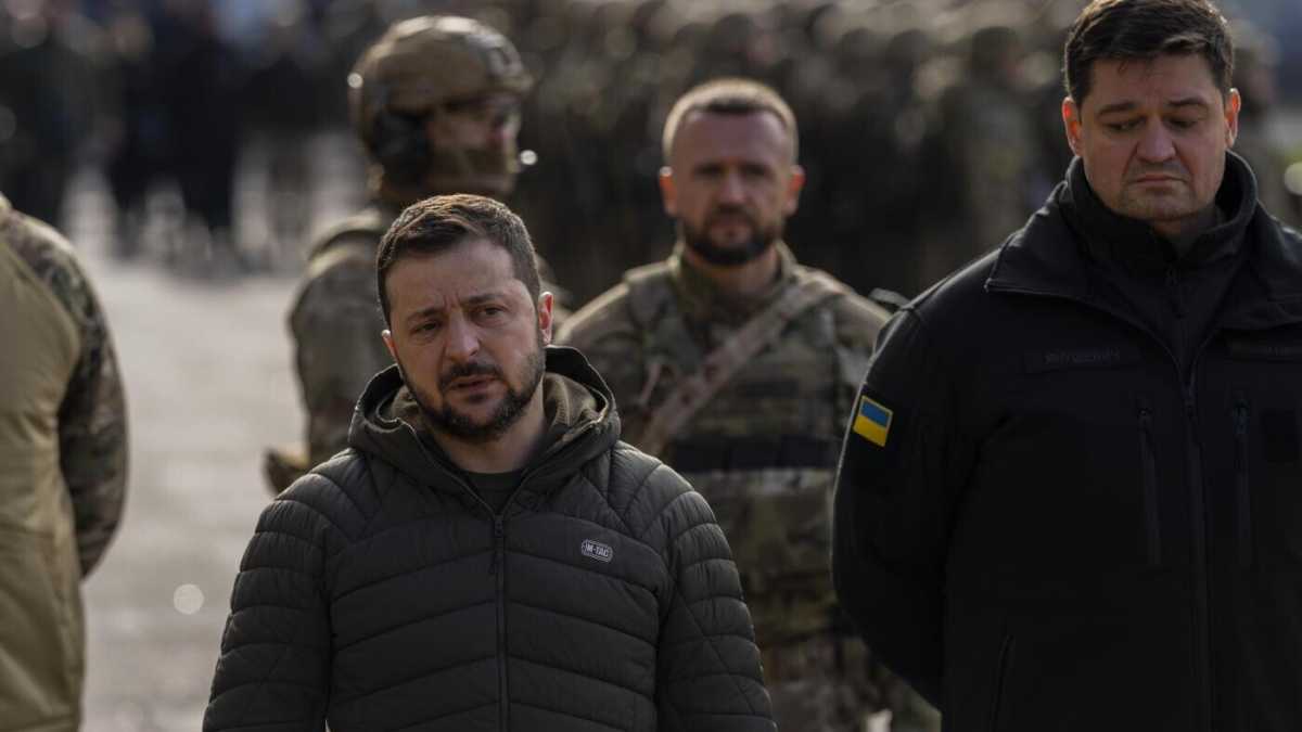 Immagine di C'è chi chiede la pace in Ucraina addossando la colpa della guerra a Zelensky