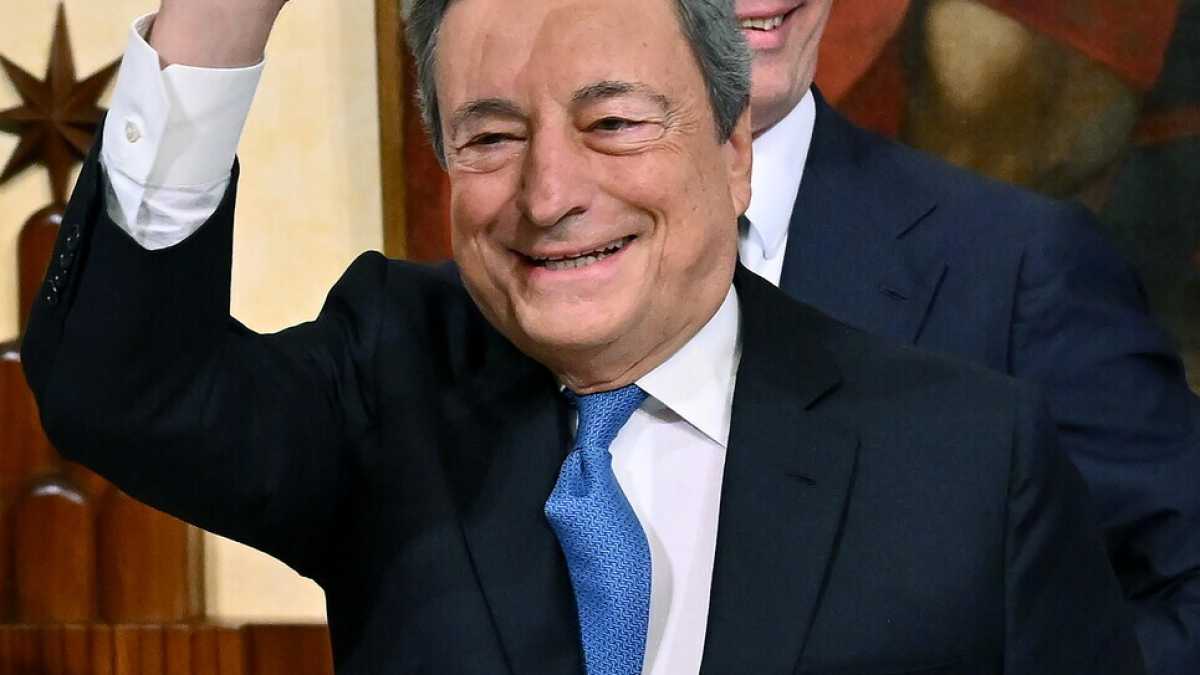 Immagine di La missione segreta di Draghi a Davos: tre giorni e una conferenza per Barclays