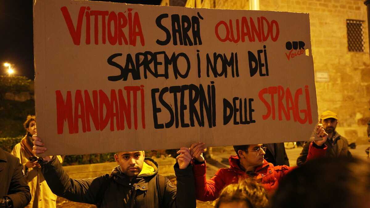Immagine di Stato vs mafia. Perché vogliamo per forza perdere