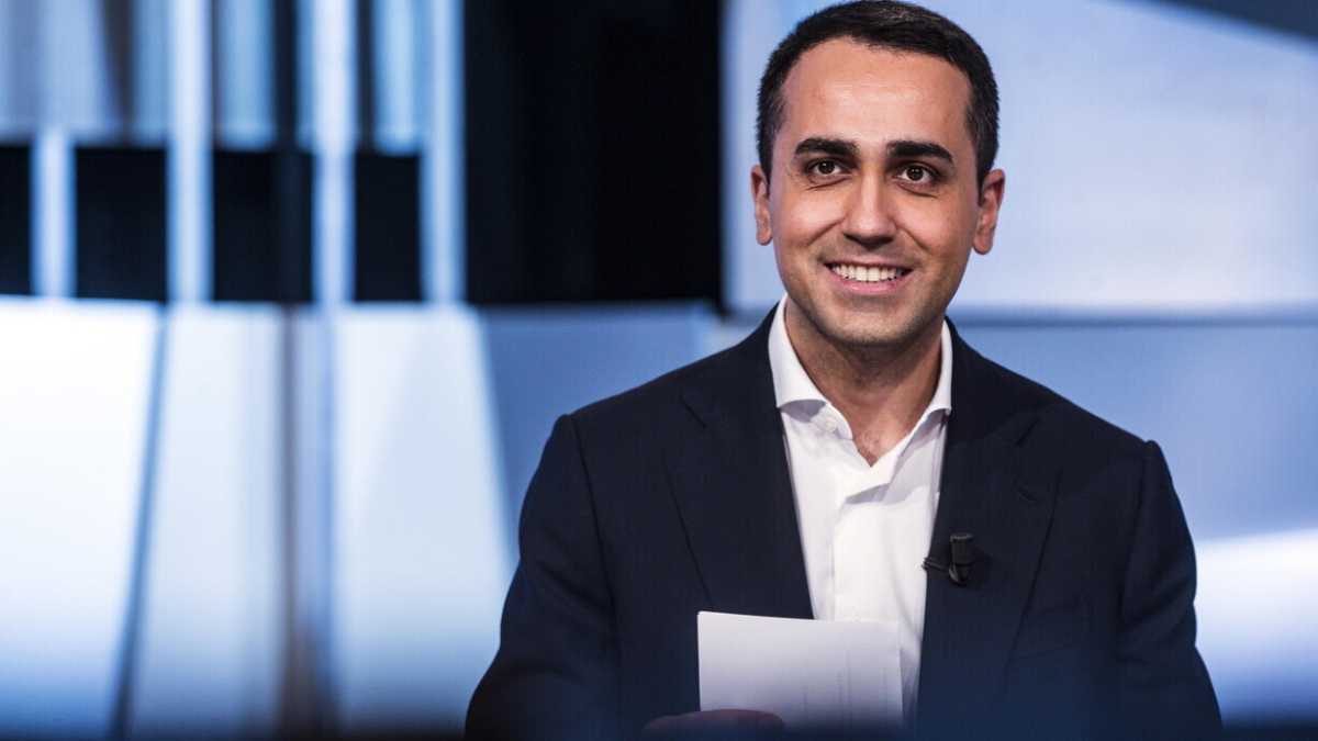 Immagine di Riecco Luigi Di Maio, a Davos (per l'Ucraina)