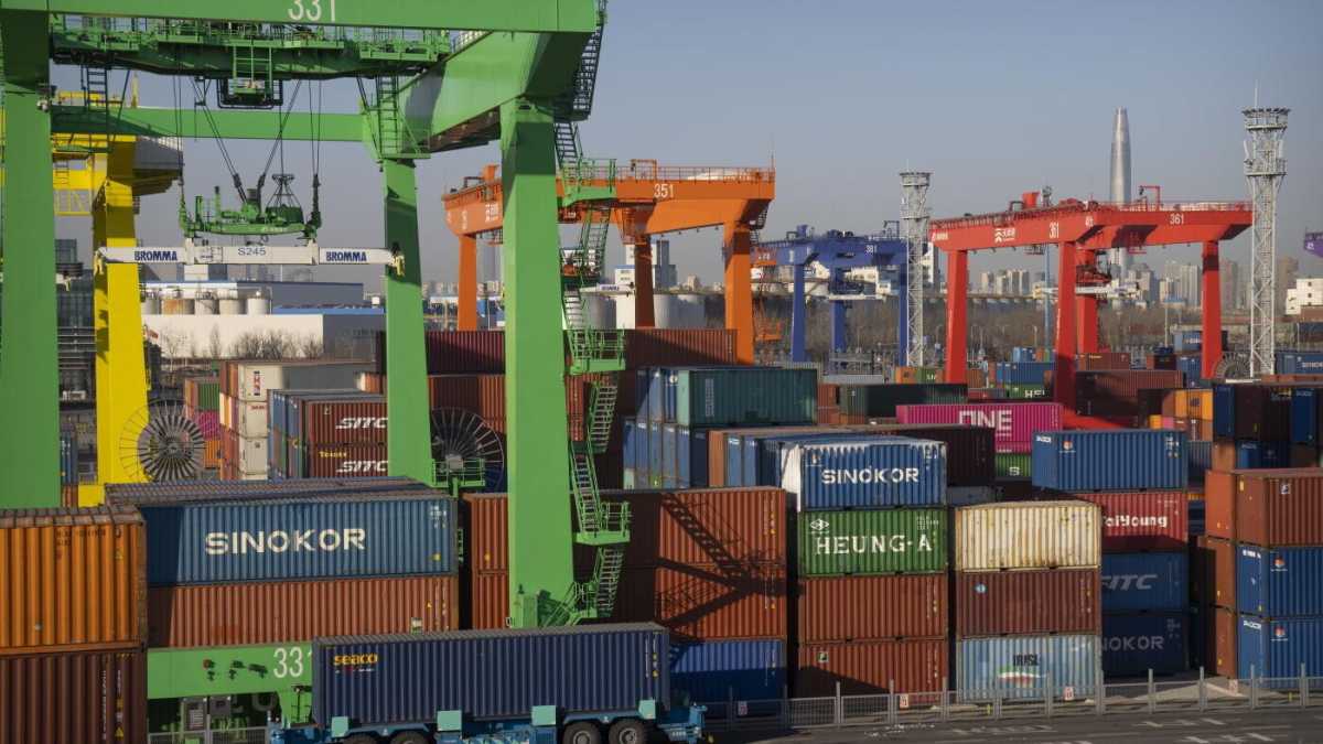 Immagine di La Cina potrebbe usare come un’arma i suoi cargo. E’ un problema anche europeo