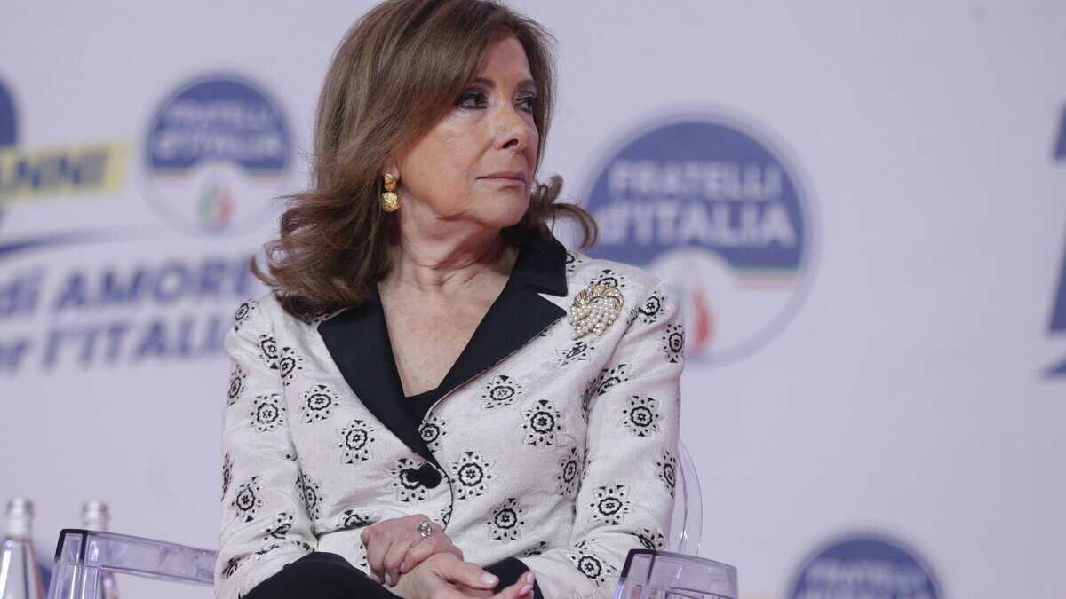 Immagine di Le prime dimissioni del governo Meloni. Celotto si dimette da capo di gabinetto della ministra Casellati