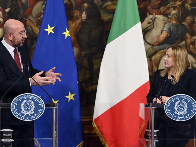 Le affinità Meloni-Michel su migranti e aiuti Ue: sguardo a Parigi e al dopo Ursula