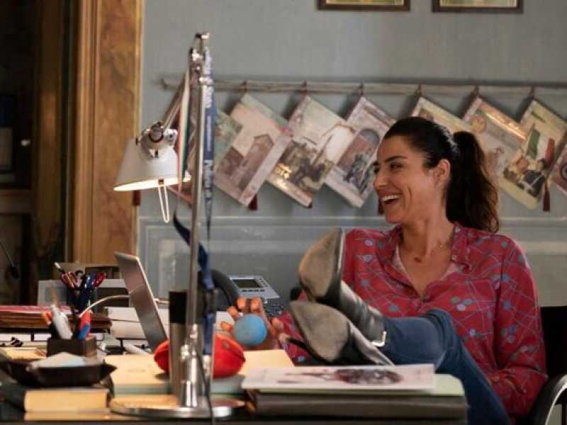 “Non sono la versione femminile di Montalbano”, dice Luisa Ranieri, ma la giallista Genisi ha dichiarato l’ispirazione di Camilleri<br /><br />