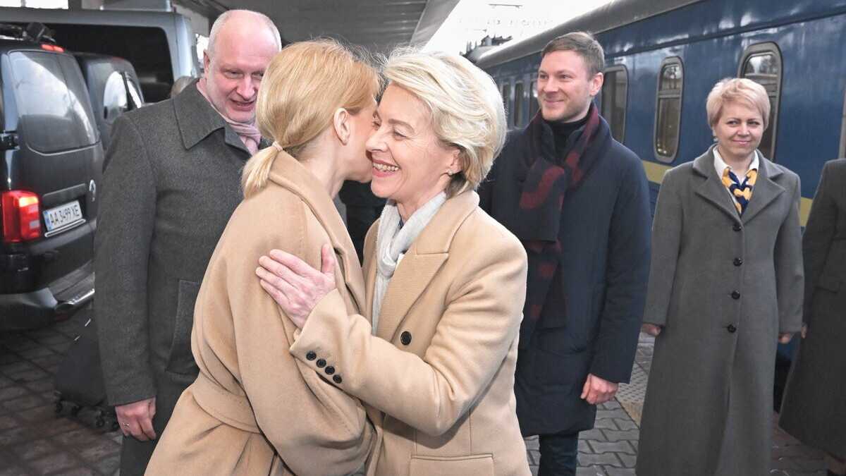 Immagine di Che cosa porta (e cosa no) Ursula oggi a Kyiv