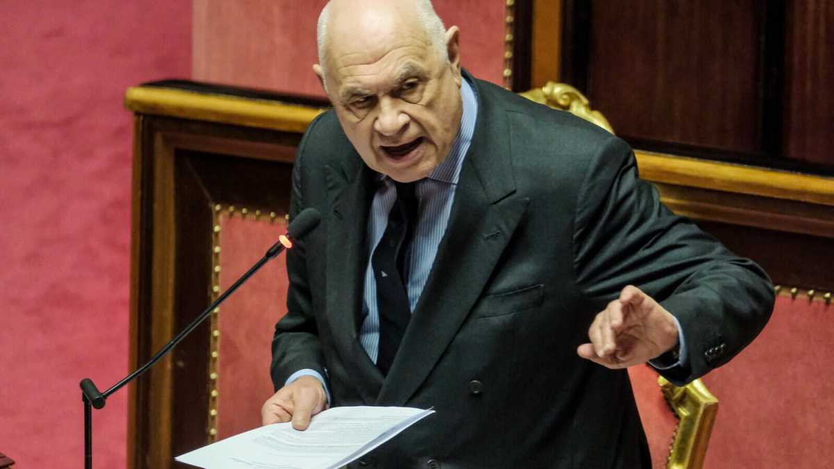 Immagine di Nordio smentisce Donzelli e Delmastro. Meloni li protegge. Tra Palazzo Chigi e Via Arenula c'è un problema