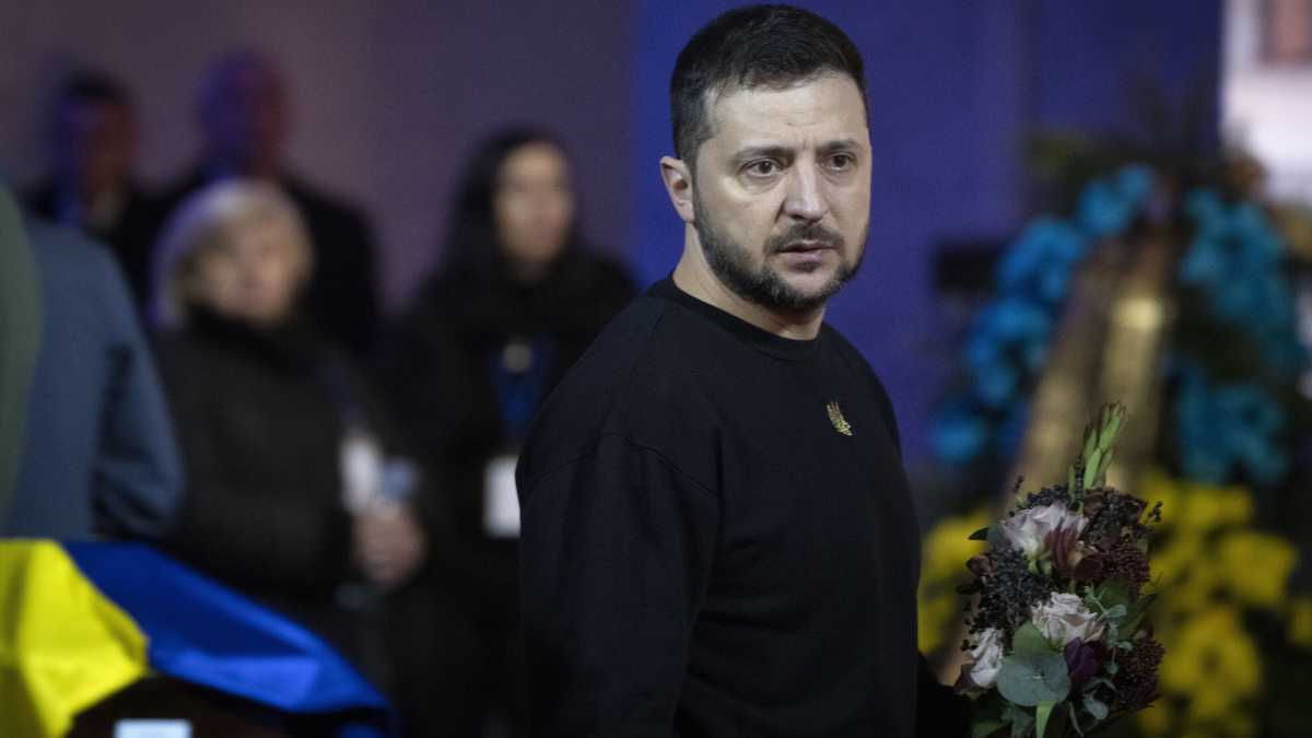 Immagine di Zelensky tra guerra e corruzione