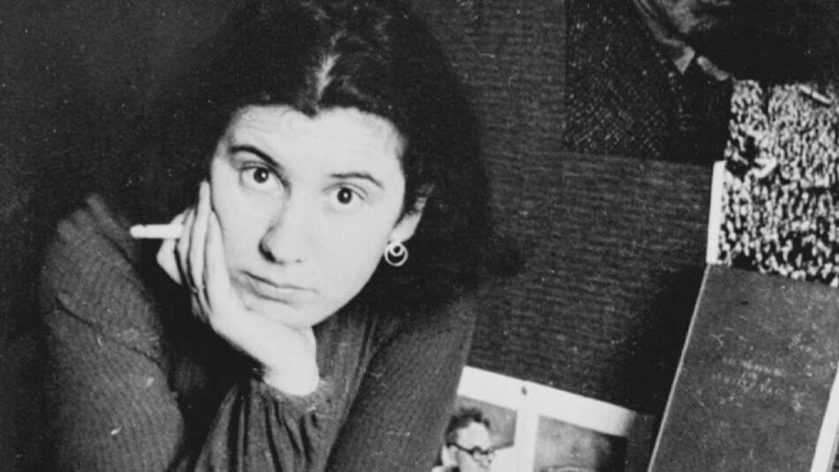 Immagine di La lezione dignitosa e imparziale di vita di Etty Hillesum