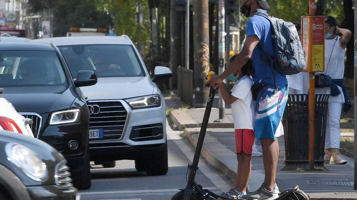 Immagine di Rapporto sulle due ruote. Industria, stili e il problema sicurezza: che non è solo auto