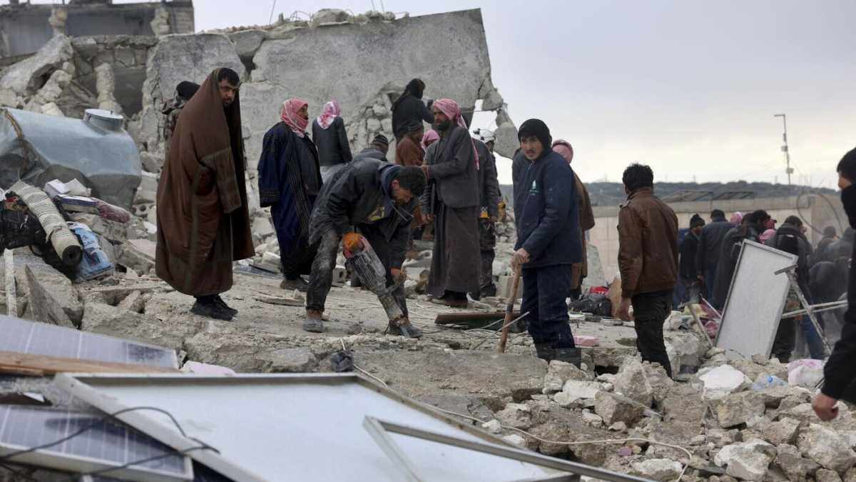 Immagine di Nel terremoto fra Turchia e Siria per i siriani è tutto più complicato
