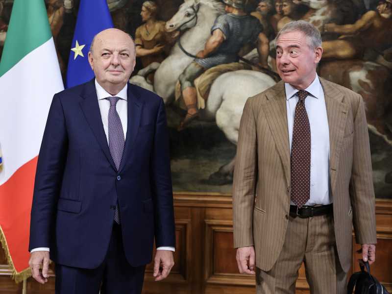 Urso e Pichetto bisticciano. E il dipartimento Energia resta senza uffici e va in smart working