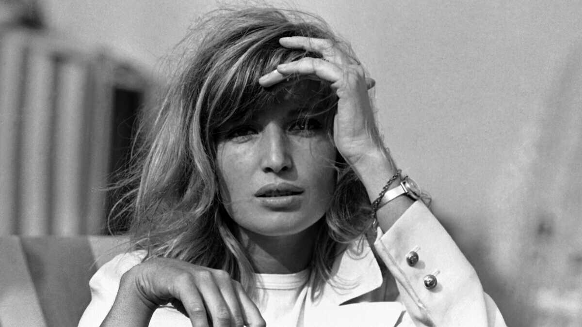 Immagine di Pensieri spettinatissimi di Monica Vitti, che inventò ricordi ridendoci su