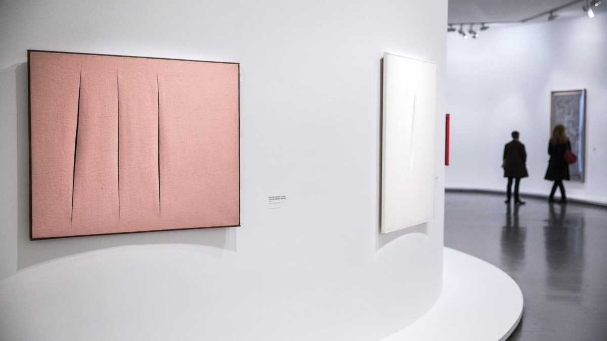 Immagine di Un libro per scoprire l'ispirazione dietro i tagli di Lucio Fontana