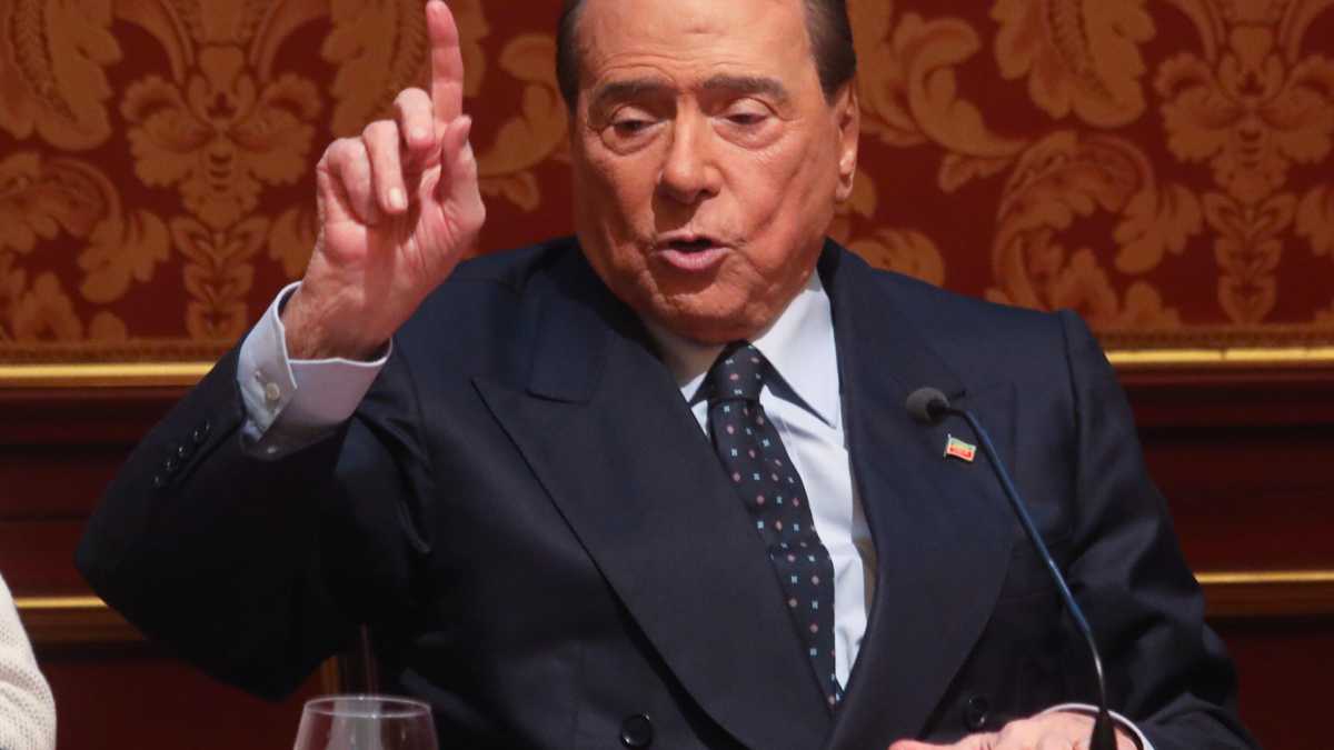Immagine di Berlusconi assolto al Ruby ter, tra errori dei pm e prove assenti