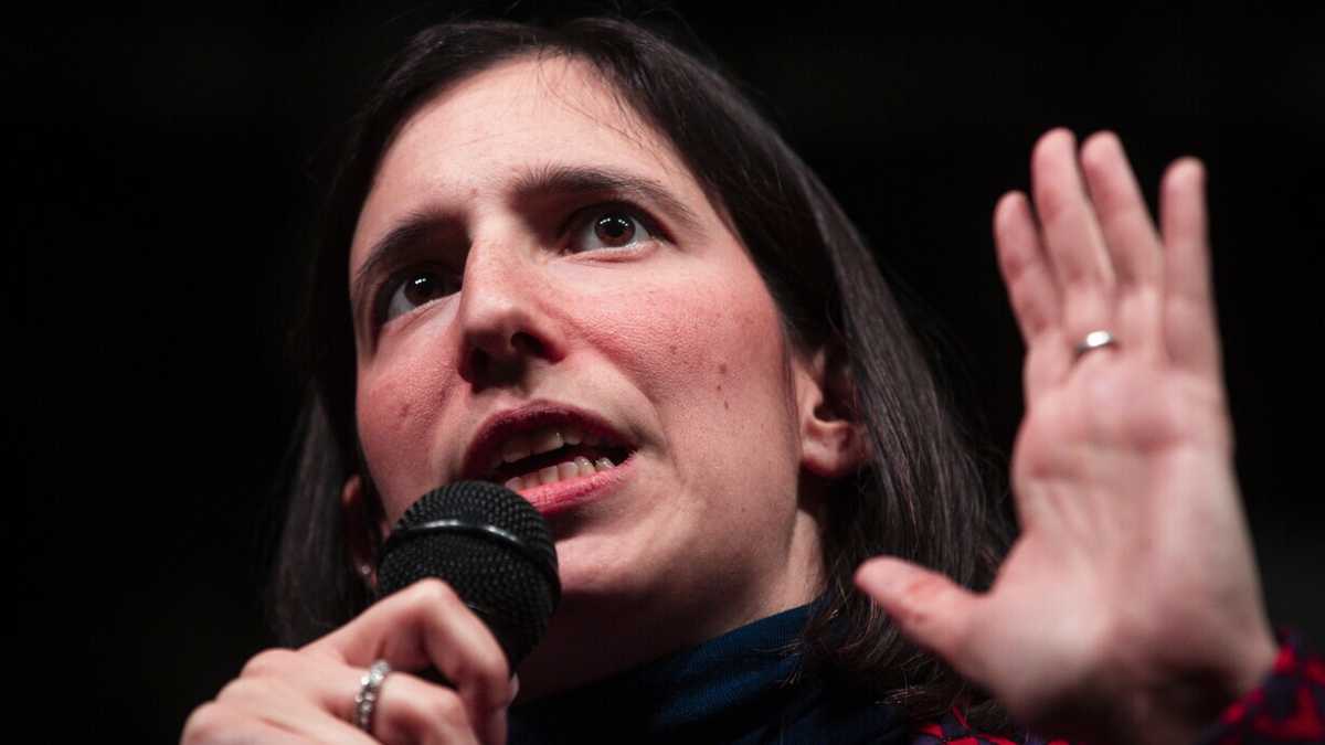 Immagine di Elly Schlein va alla stampa estera, con tre parole d’ordine