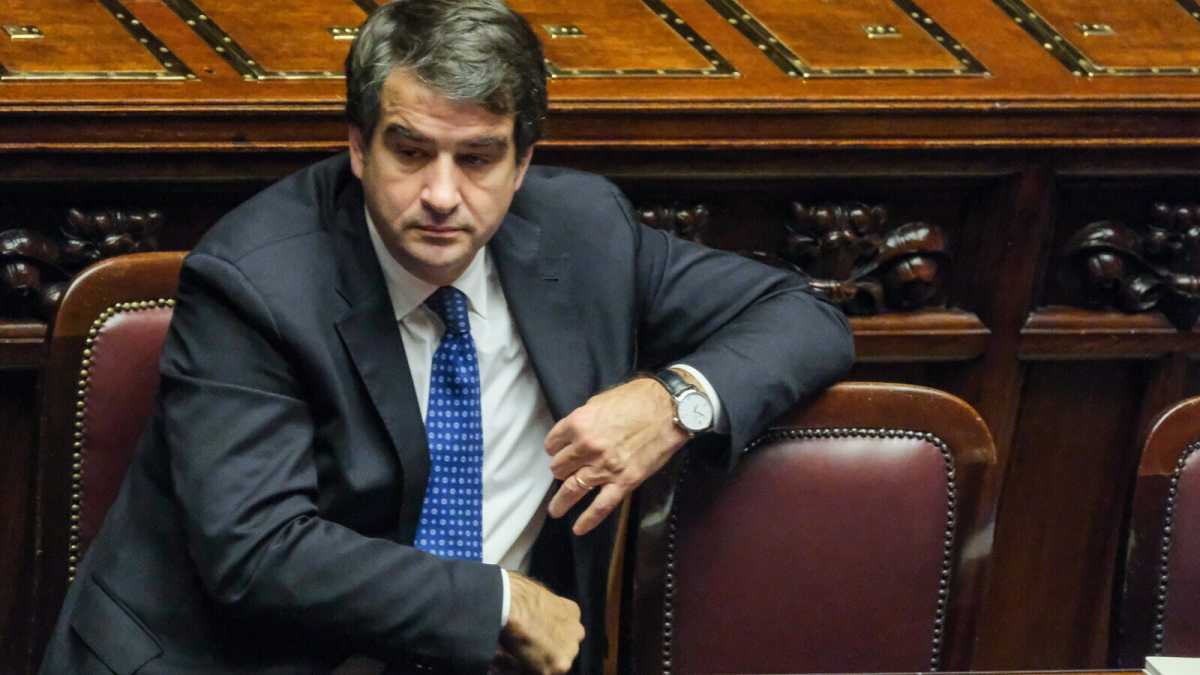 Immagine di L'esercito di Fitto. Nel nuovo decreto Pnrr arrivano più di 3.600 nuove assunzioni