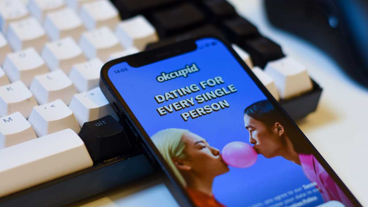 Immagine di Tra questionari per il consenso e app di dating, diciamolo: non si scopa più