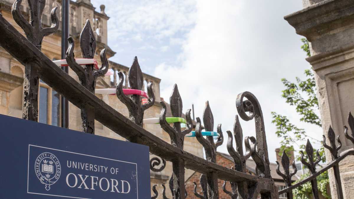 Immagine di "Razzisti e misogini". A Oxford mettono avvisi anche sui racconti di Canterbury di Chaucer