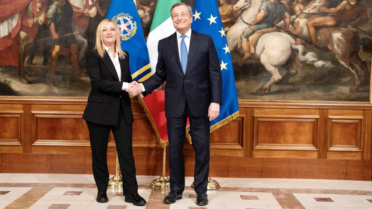 Immagine di Meloni segue l'Agenda Draghi, mentre il Pd insegue l'Agenda Conte