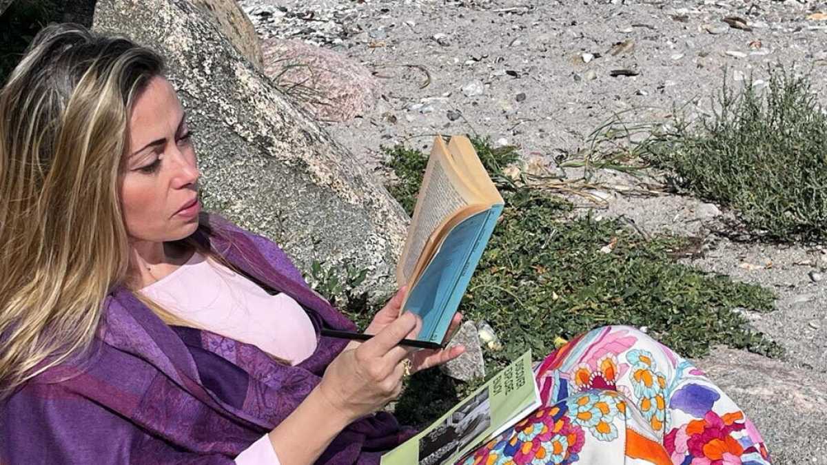 Immagine di La poetessa e traduttrice Rossella Pretto: “Siamo tornati nella Terra desolata di un secolo fa”