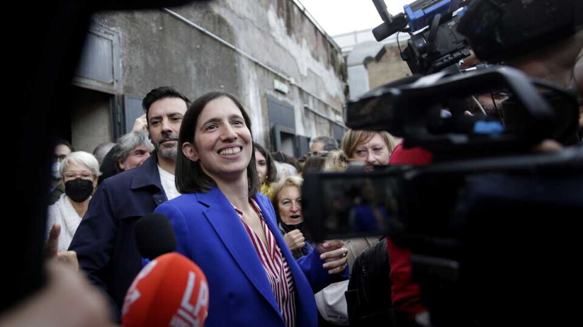 Immagine di Bonaccini o Schlein: le primarie del Pd viste dai giornali di sinistra