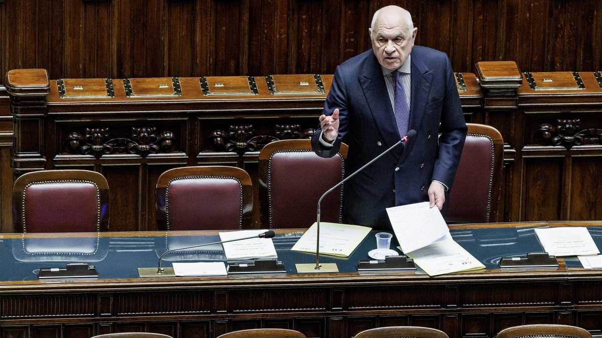 Immagine di Nordio all'attacco dei pm sul caso Donzelli: "Decido io se sono atti secretati"
