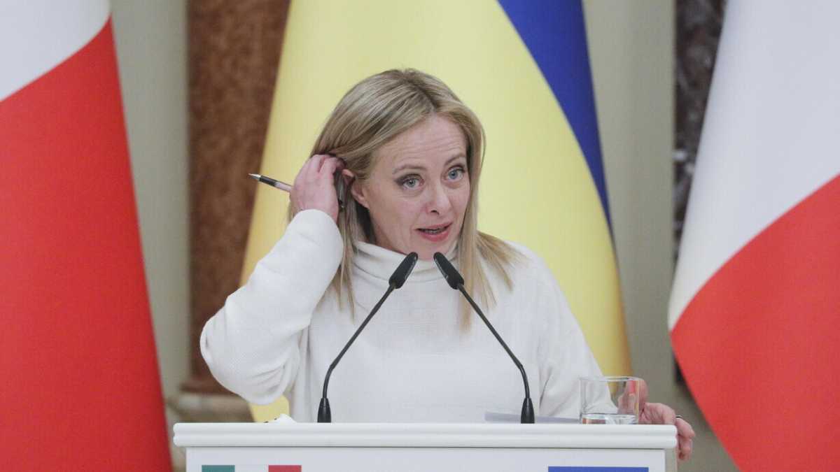 Immagine di Meloni meglio del previsto, in Italia e all’estero. La romanità concilia, rassicura, addomestica tutto