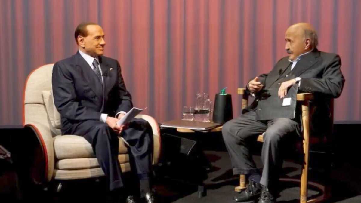 Immagine di Berlusconi da Costanzo non è televisione: è cinema