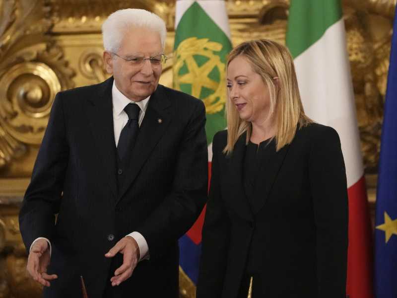 Sergio Mattarella e Giorgia Meloni (Lapresse)