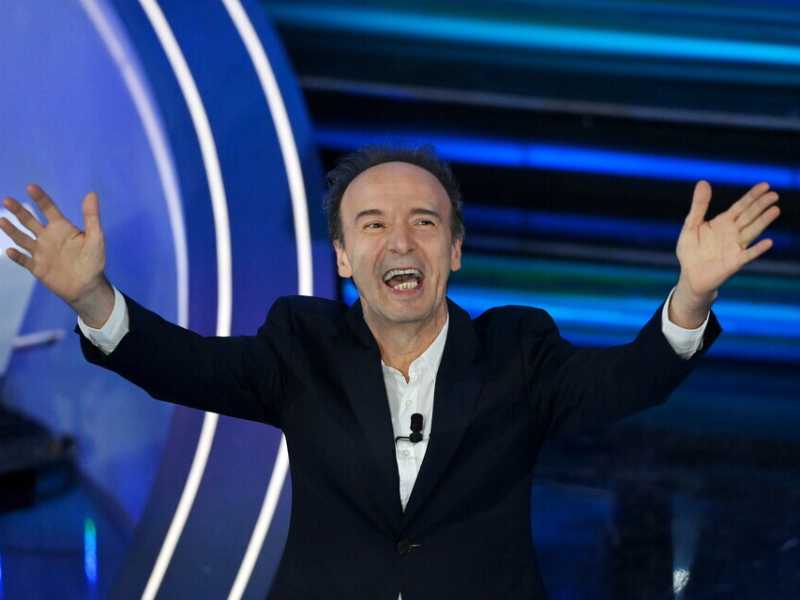 Roberto Benigni a Sanremo (Lapresse)