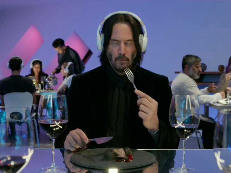 Keanu Reeves in una scena di Finché forse non vi separi (Always Be My Maybe), film del 2019 diretto da Nahnatchka Khan <br />