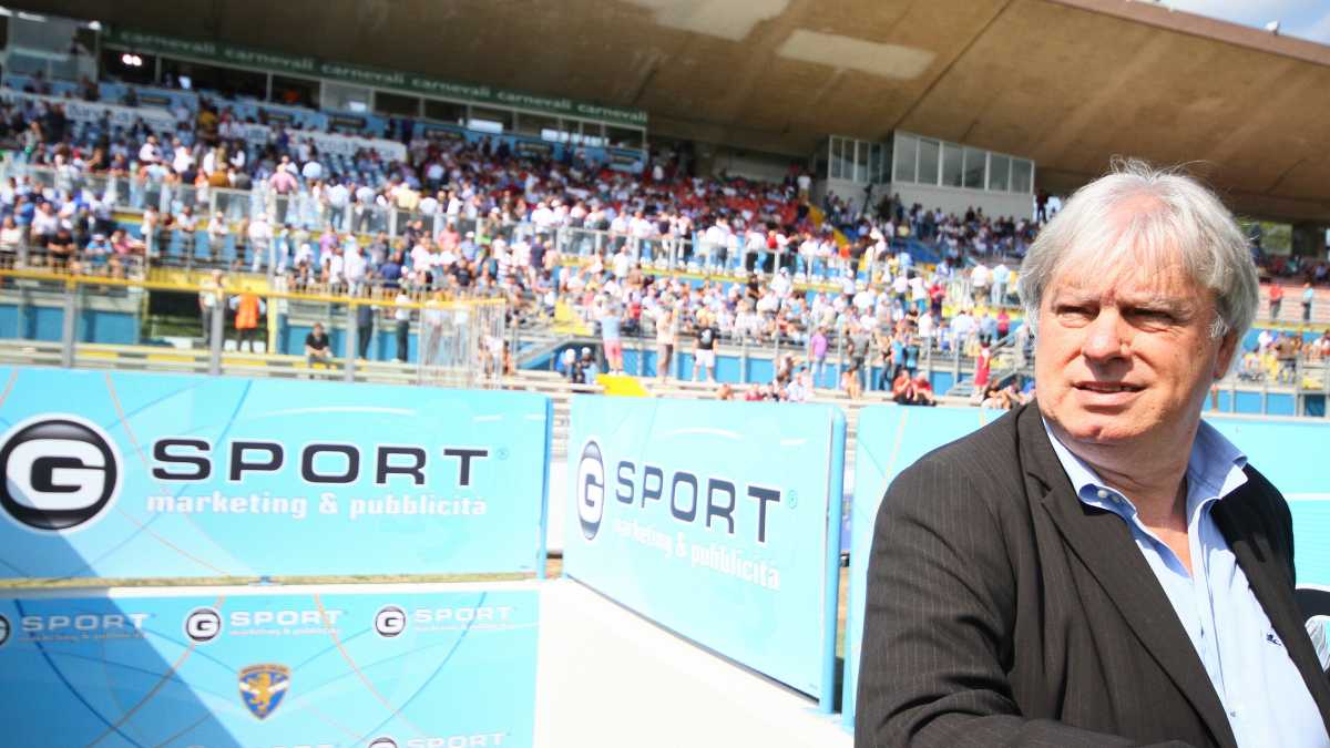 Immagine di “Siamo stati io e Zeman a cambiare il pallone. Non Sacchi”. Intervista a Gigi Maifredi