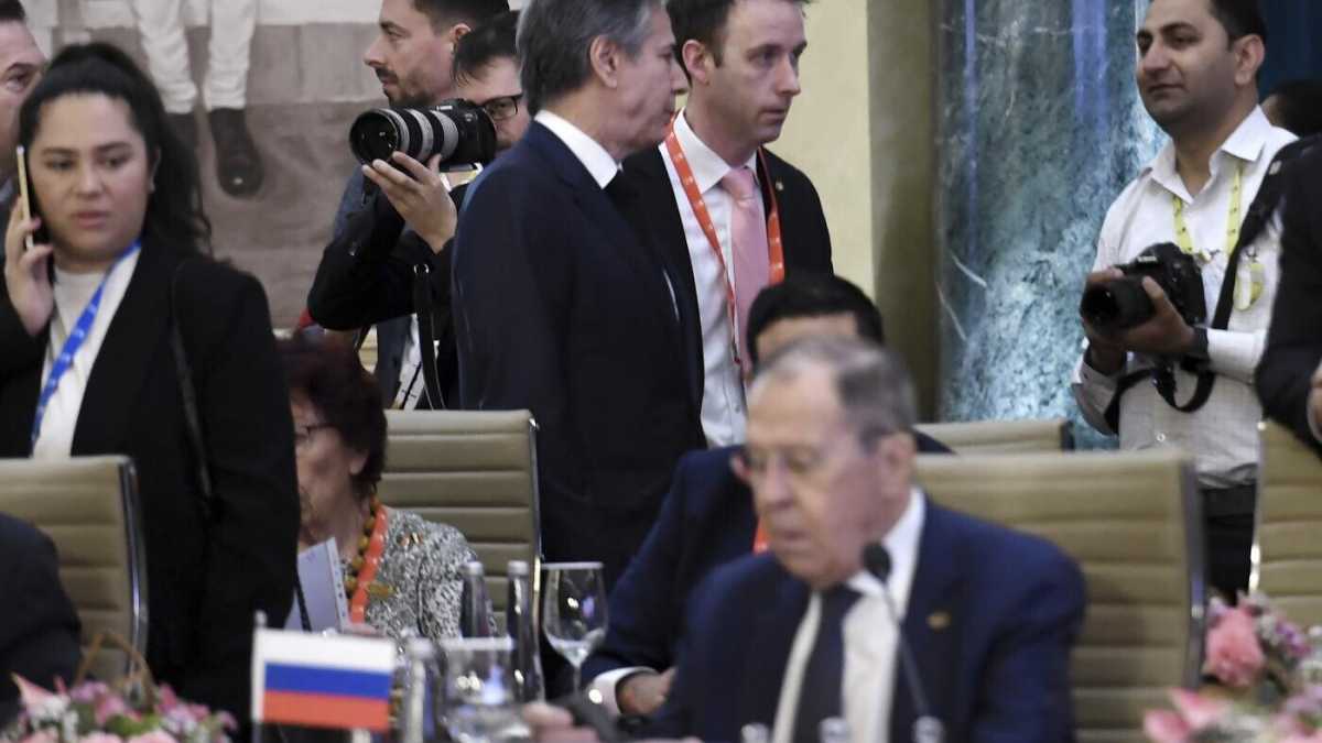Immagine di In dieci minuti con Lavrov, Blinken ripete: non ci stancheremo di sostenere Kyiv