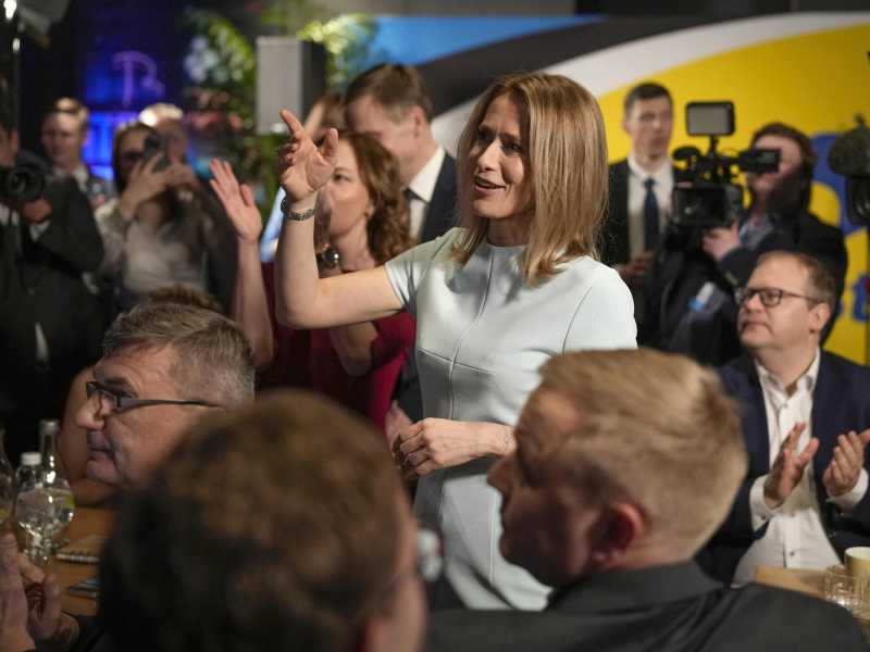 &nbsp;&nbsp;Kaja Kallas festeggia la vittoria a Tallinn (AP Photo / Sergei Grits)