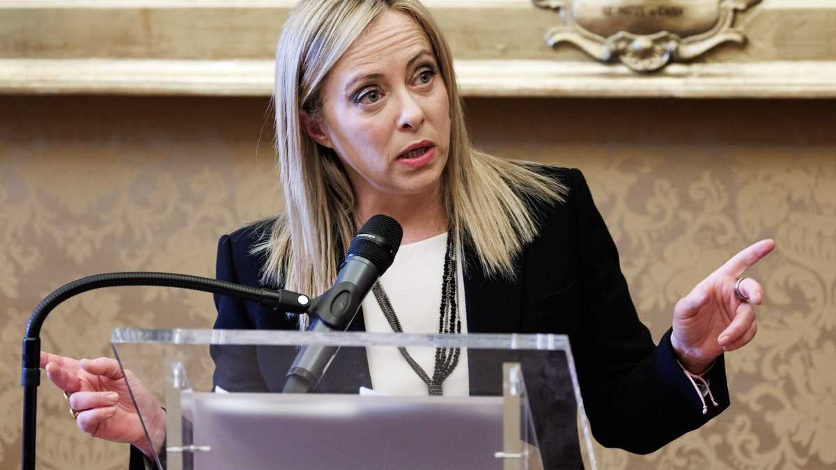 Immagine di Gli scogli del governo Meloni: Reddito di cittadinanza e delega fiscale