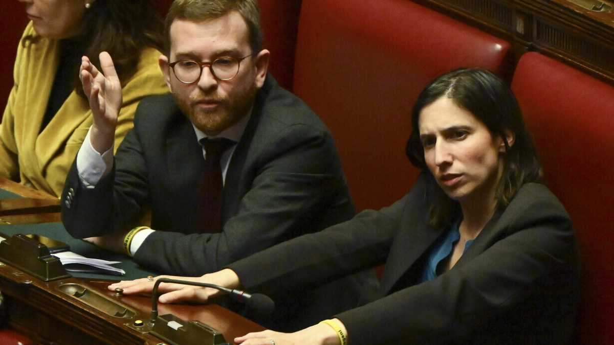 Immagine di Nessuna mozione di sfiducia a Piantedosi. Il Pd attende per dividere la maggioranza