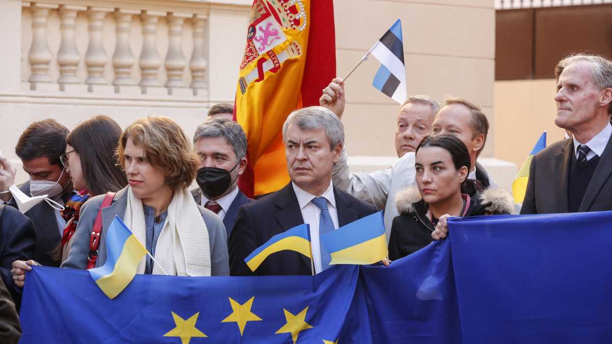 Immagine di Meloni ha deciso: sarà Vincenzo Celeste il prossimo ambasciatore italiano a Bruxelles