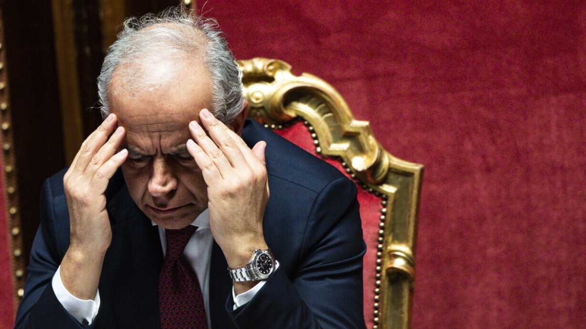 Immagine di Tra Piantedosi e Tajani qualcosa non va