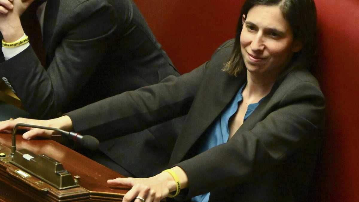 Immagine di Roma matrigna. Così la Schlein affronta gli intoppi locali